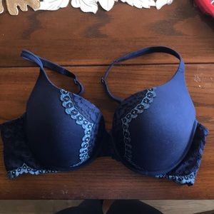 Victoria’s Secret perfect shape bra
